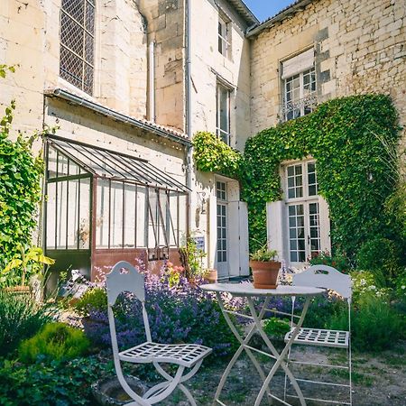 Hotel Le Prieure Sainte Croix Loudun Exterior foto